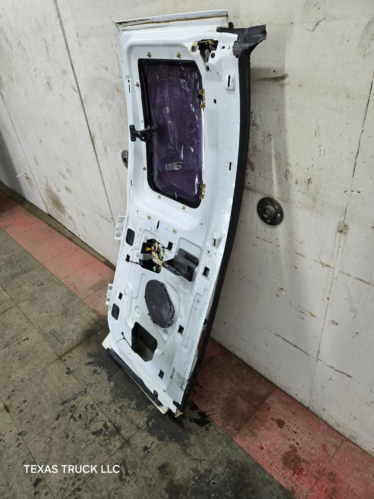 1999-2007 Ford Super Duty F250 F350 F450 F550 LH Extended Cab Driver Rear Door