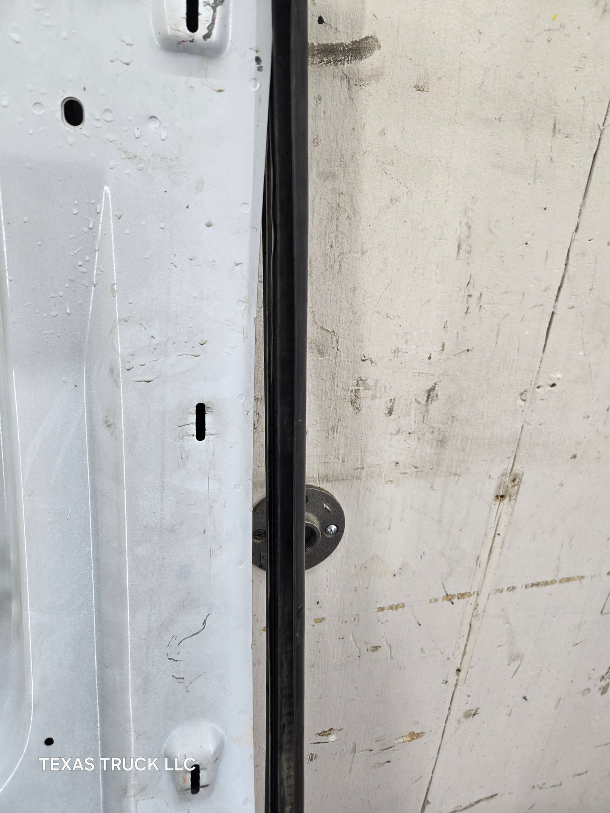 1999-2007 Ford Super Duty F250 F350 F450 F550 LH Extended Cab Driver Rear Door