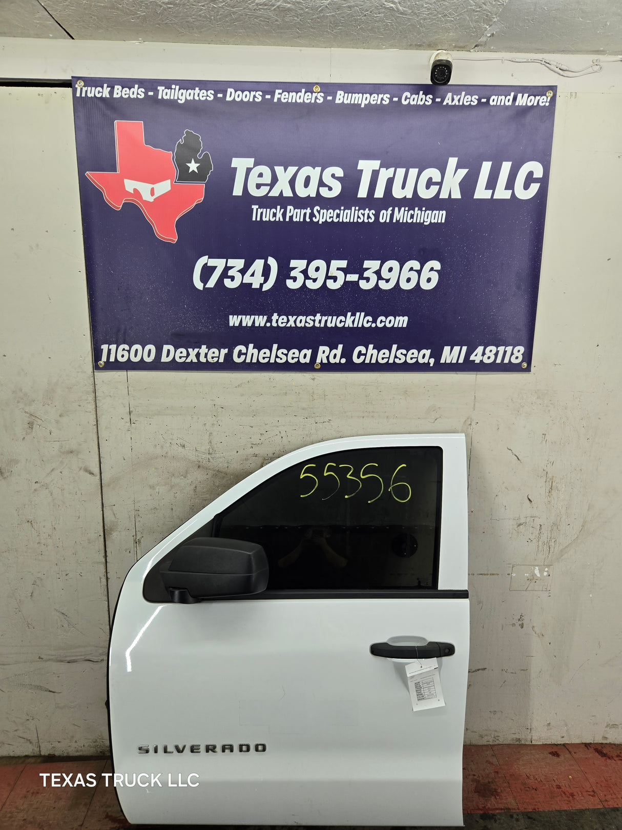 2014-2019 Chevrolet Silverado / GMC Sierra LH Front Driver Side Crew Cab Door 1500 25000 3500 HD