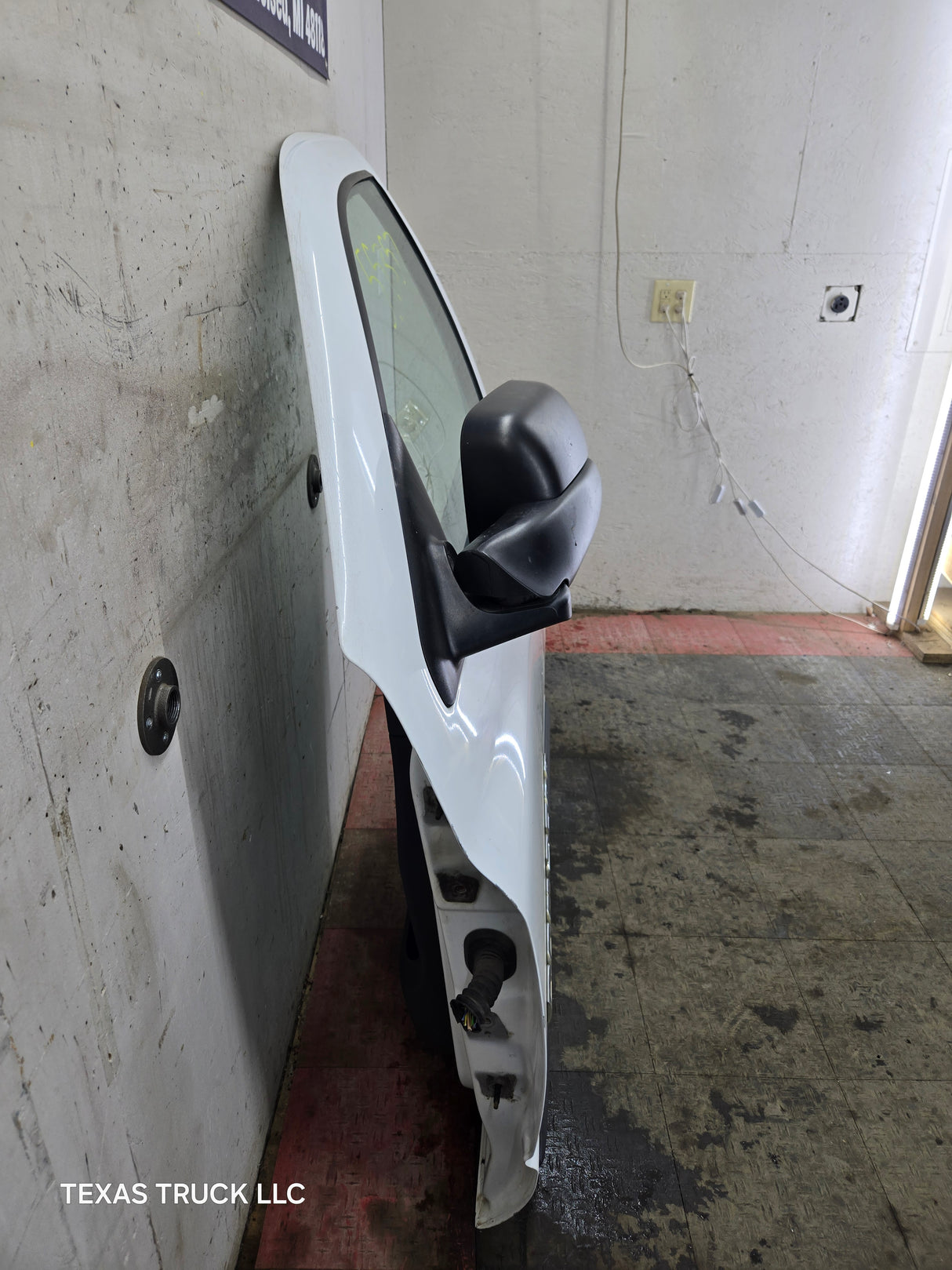 2003-2008 Dodge Ram 3rd Gen Driver Side Front Quad Cab Crew Cab Door 1500 2500 3500 4500 5500