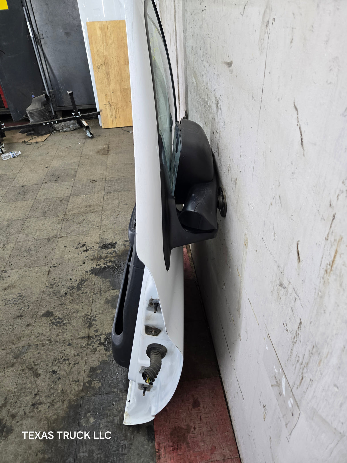2003-2008 Dodge Ram 3rd Gen Driver Side Front Quad Cab Crew Cab Door 1500 2500 3500 4500 5500