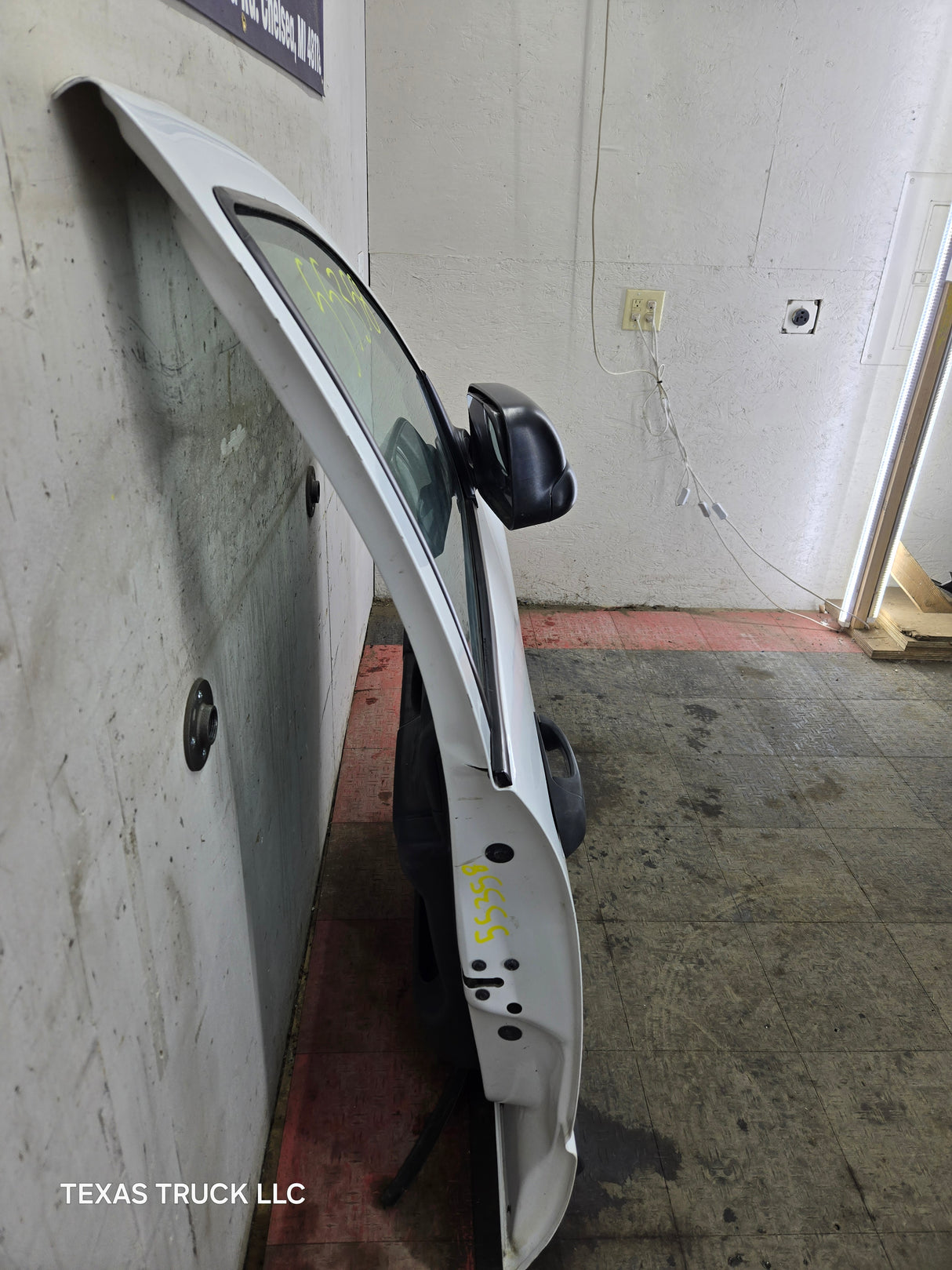 2003-2008 Dodge Ram 3rd Gen Passenger Side Front Quad Cab Crew Cab Door 1500 2500 3500 4500 5500
