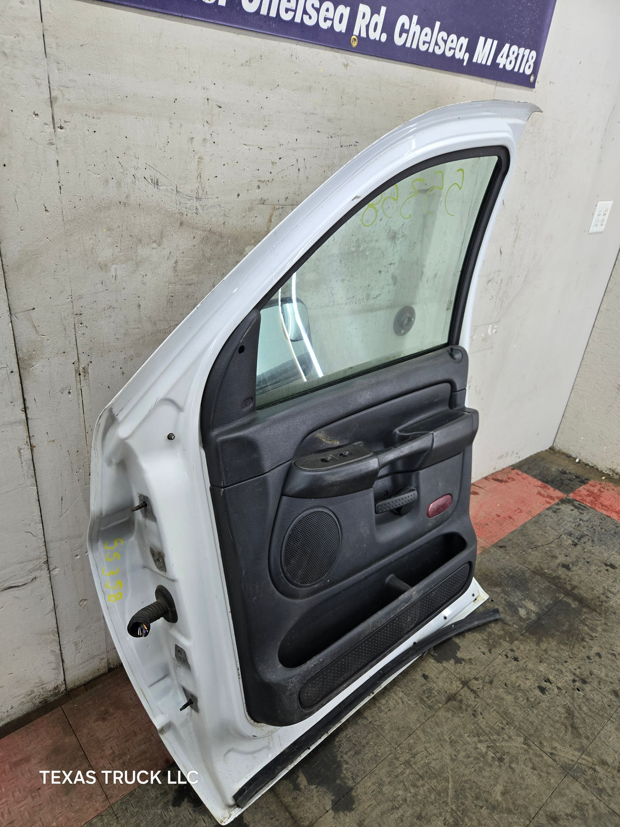 2003-2008 Dodge Ram 3rd Gen Passenger Side Front Quad Cab Crew Cab Door 1500 2500 3500 4500 5500