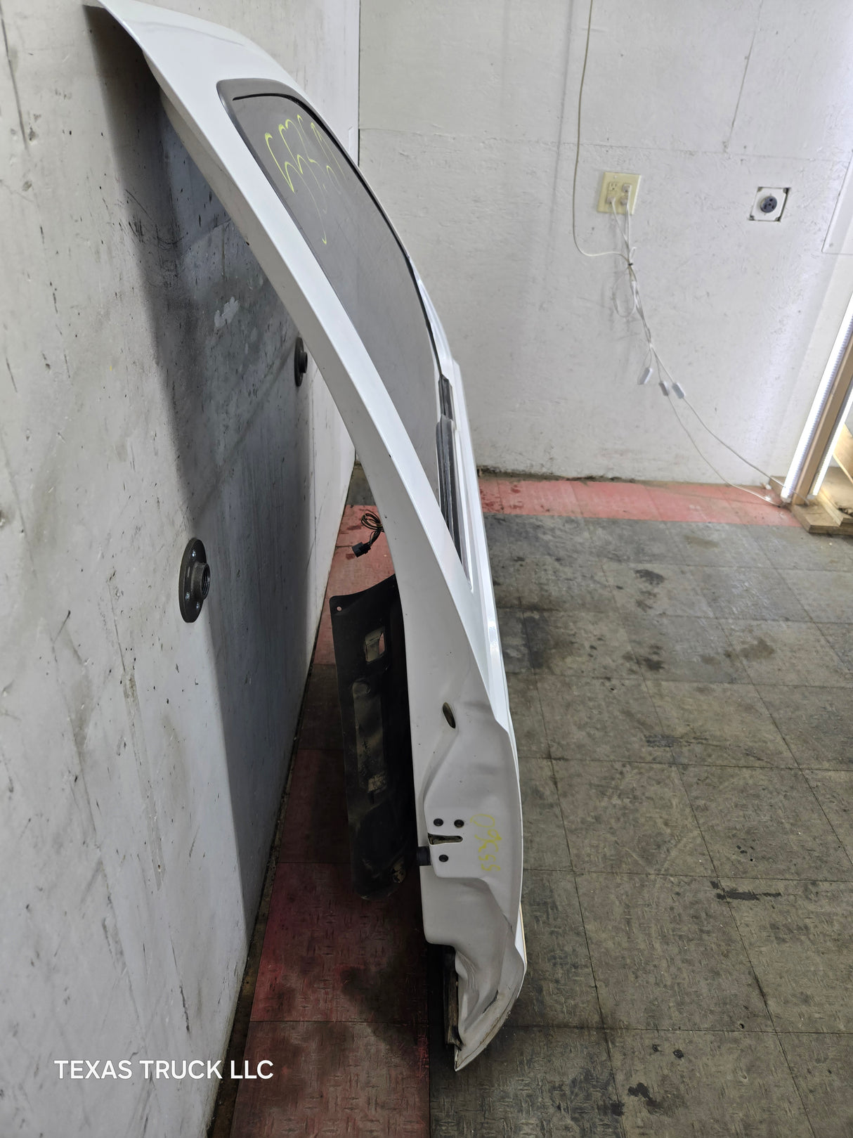 2012-2016 Ford Super Duty Passenger Side Front Door RH F250 F350 F450 F550