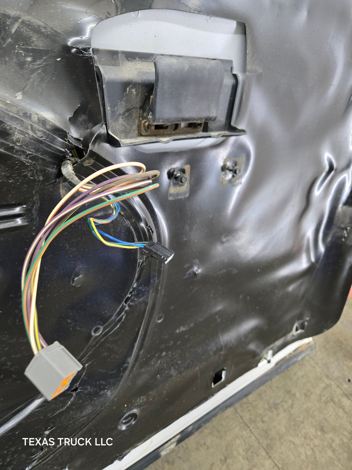 2012-2016 Ford Super Duty Passenger Side Front Door RH F250 F350 F450 F550