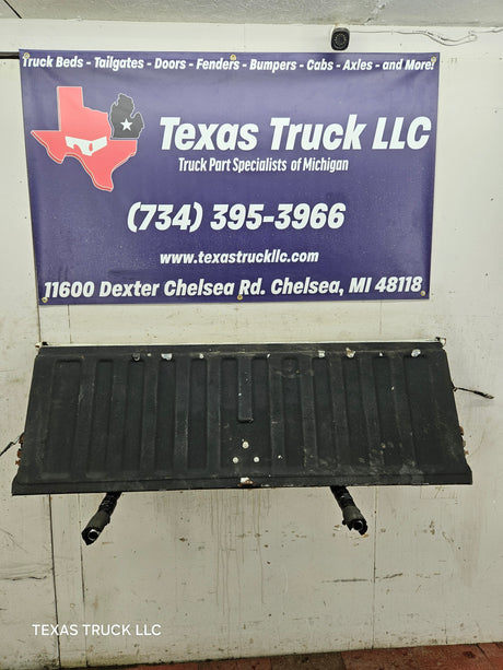 1999-2007 Chevrolet Silverado / GMC Sierra 1500 2500 3500 HD Tailgate