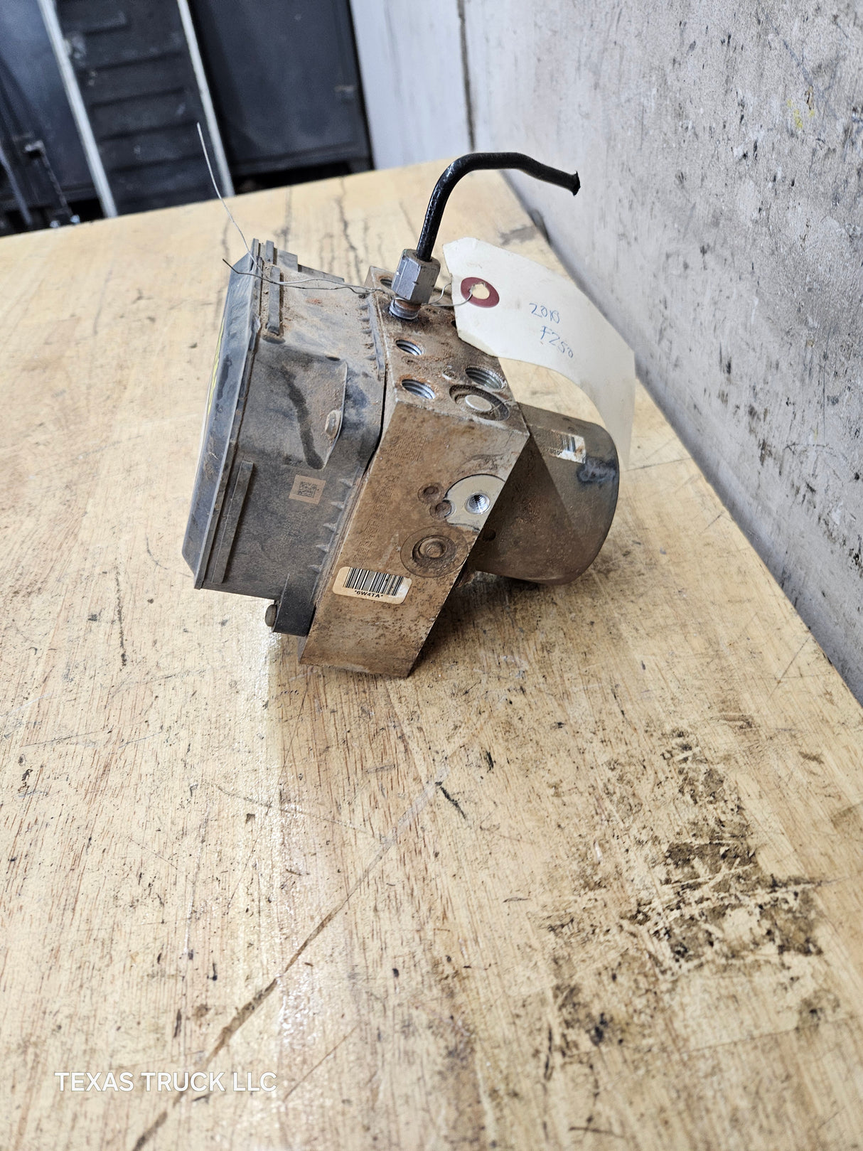 2011-2012 Ford Super Duty F250 F350 ABS Brake Module & Pump BC34-2C405-CE