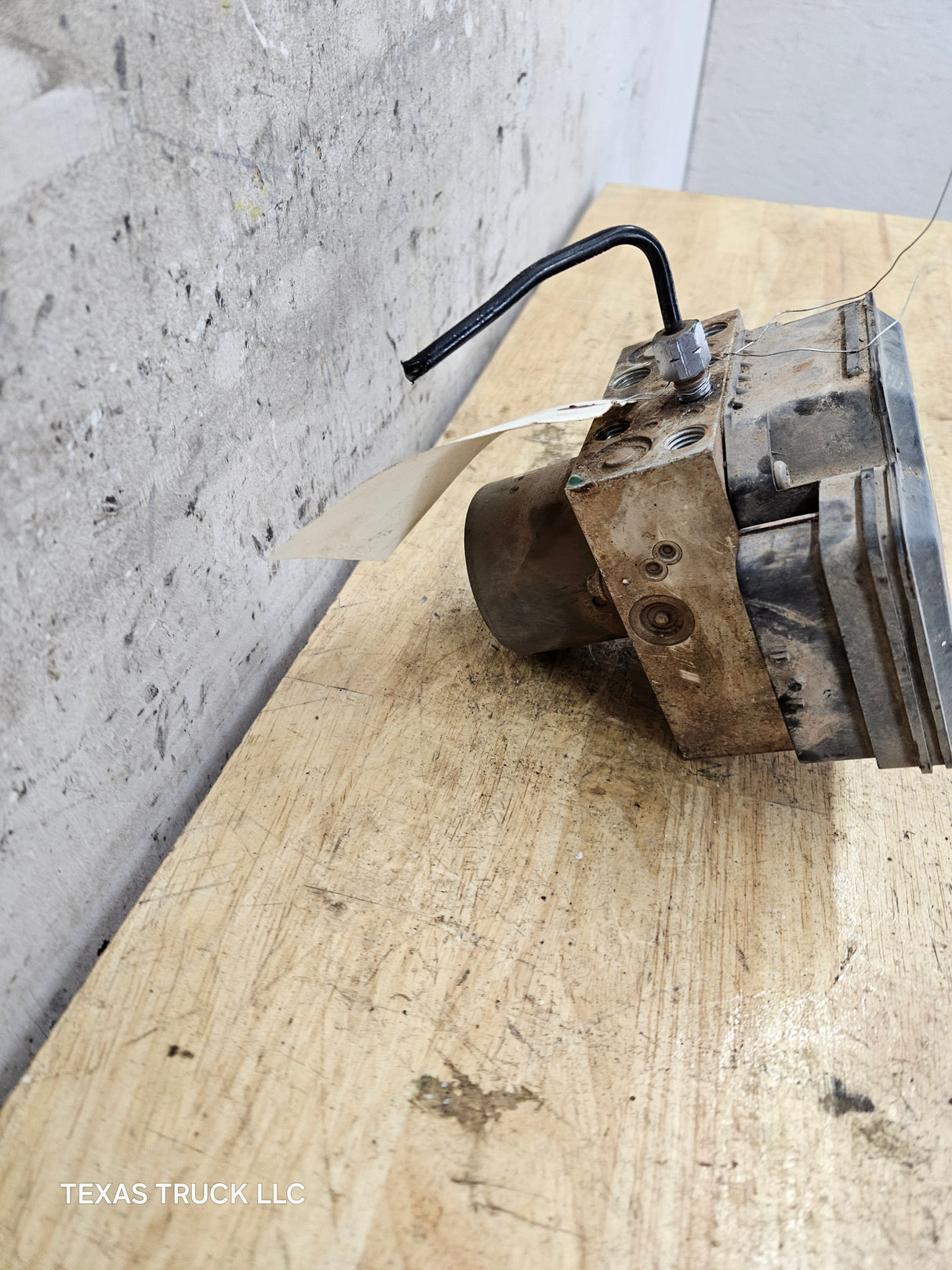 2011-2012 Ford Super Duty F250 F350 ABS Brake Module & Pump BC34-2C405-CE