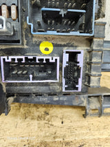 2008-2010 Ford F250 F350 BCM Fuse Junction Box 5.4 OEM 7C3T-15604-AL