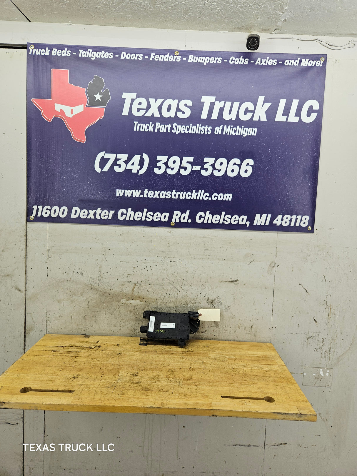 2008-2010 Ford F250 F350 BCM Fuse Junction Box 5.4 OEM 7C3T-15604-AL