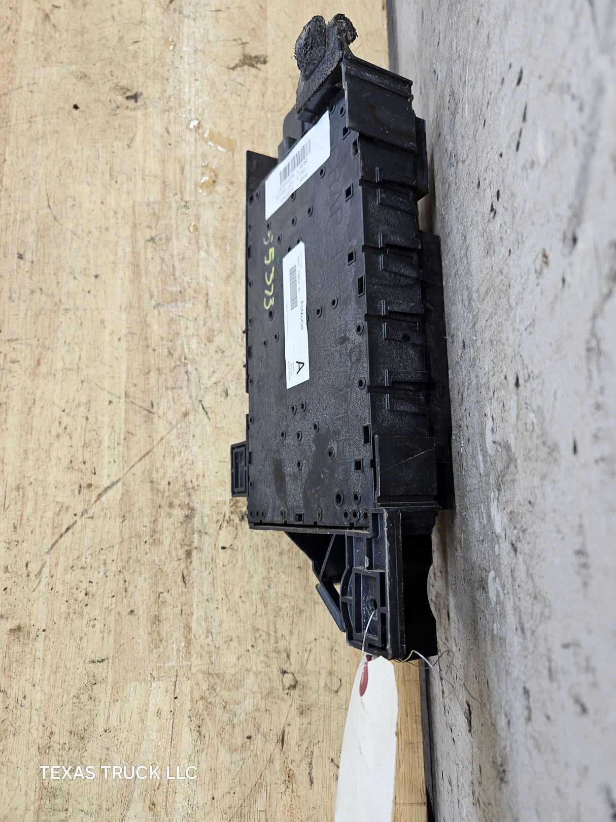 2008-2010 Ford F250 F350 BCM Fuse Junction Box 5.4 OEM 7C3T-15604-AL