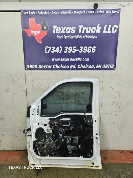 1999-2011 Ford Super Duty RH Front Passenger Side Door F250 F350 F450 F550 Oxford White