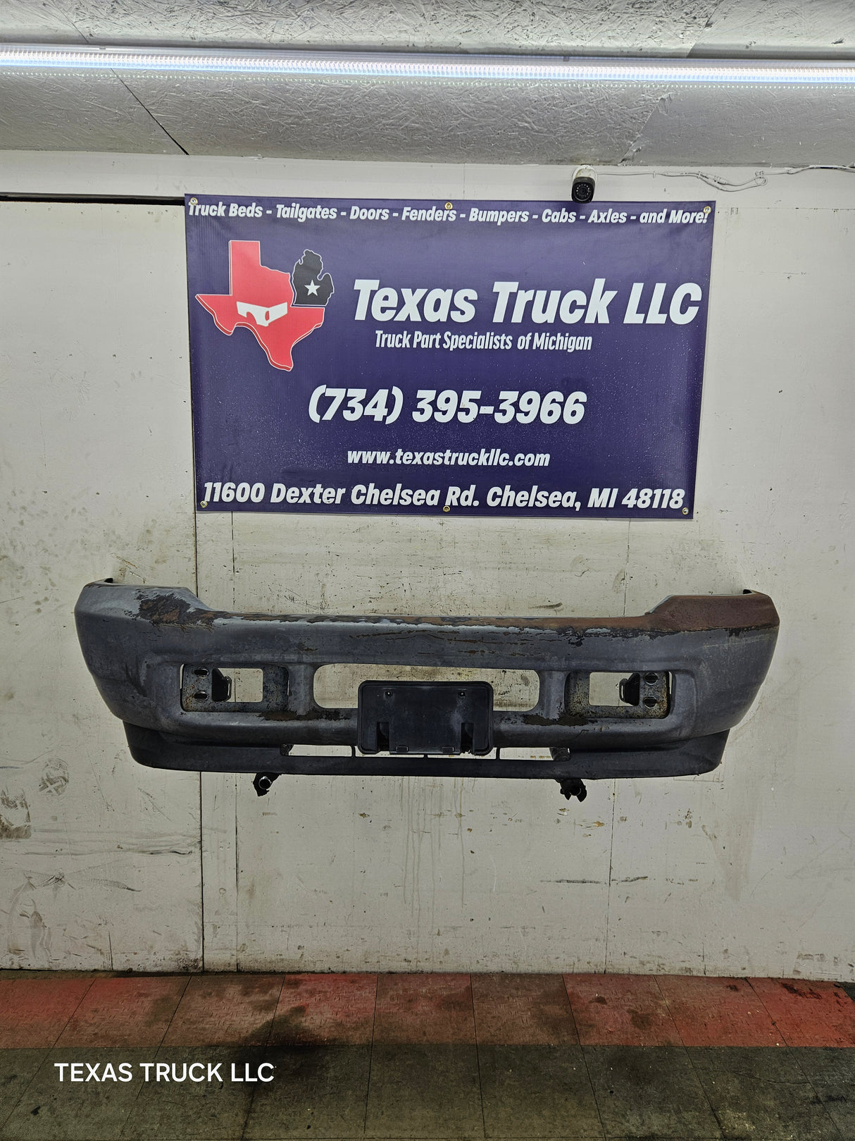 1999-2004 Ford Super Duty F250 F350 F450 F550 Front Bumper