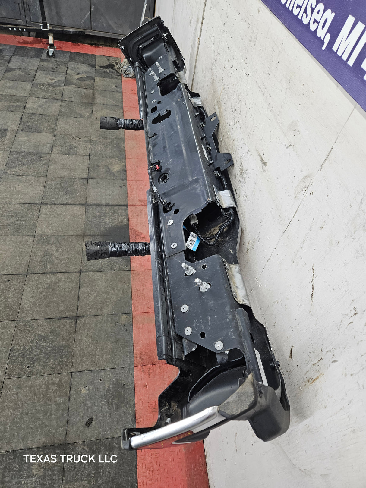 2023-2025 Ford Super Duty Rear Bumper F250 F350 F450 F550