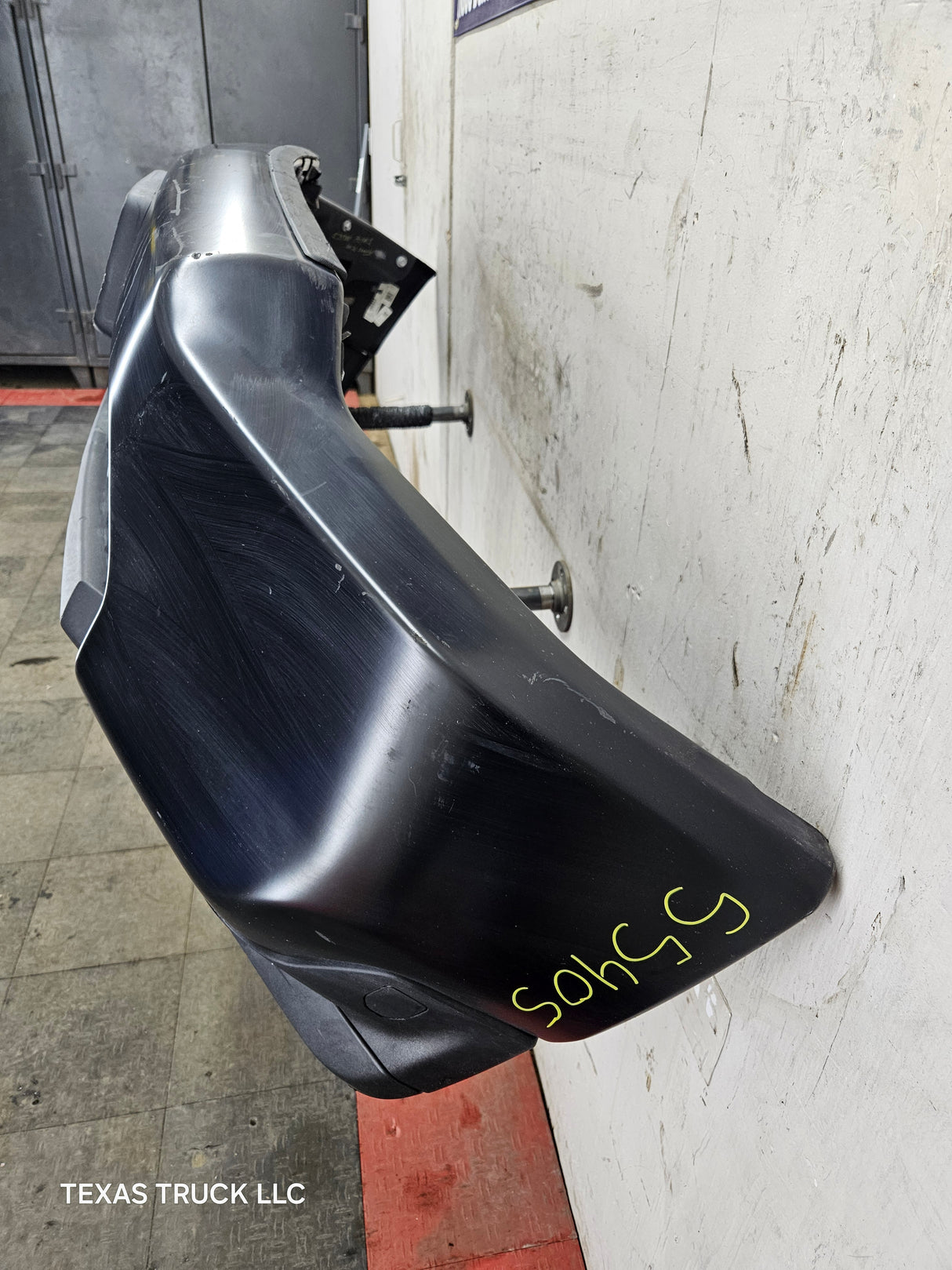 2020-2023 Chevrolet Silverado 2500/3500 HD Front Bumper