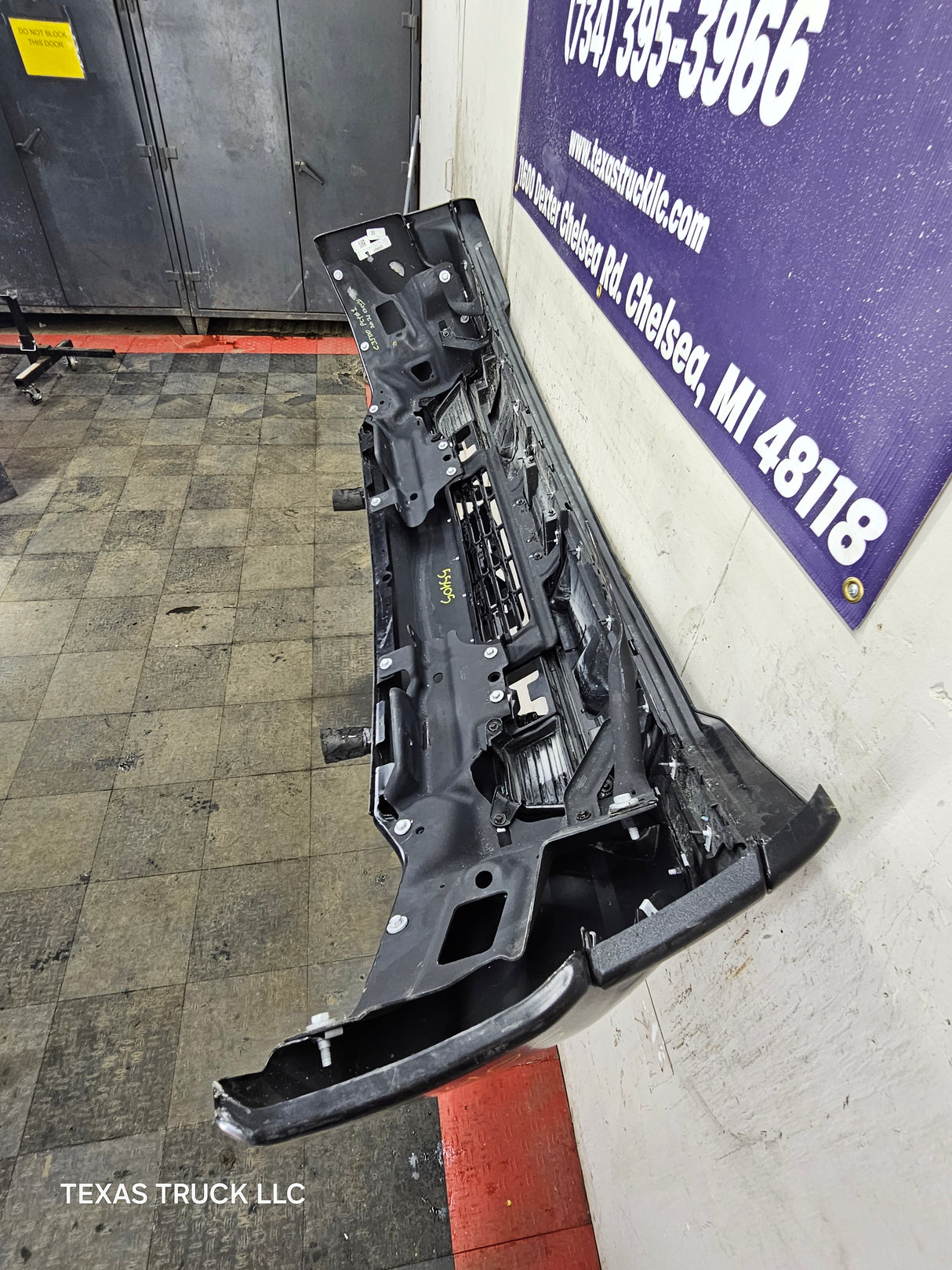2020-2023 Chevrolet Silverado 2500/3500 HD Front Bumper