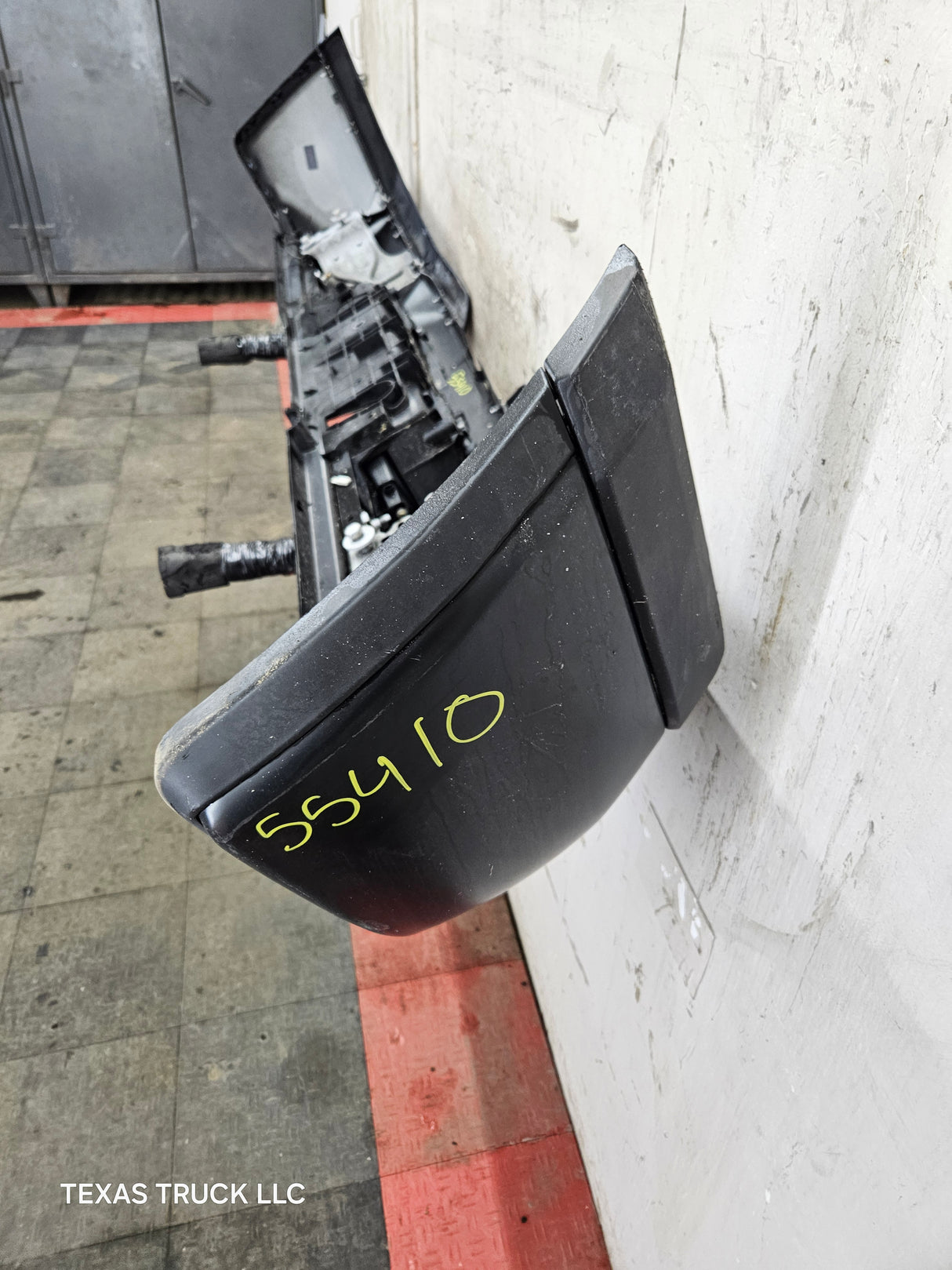 2019-2025 Dodge Ram 2500 3500 5th Gen Rear Bumper