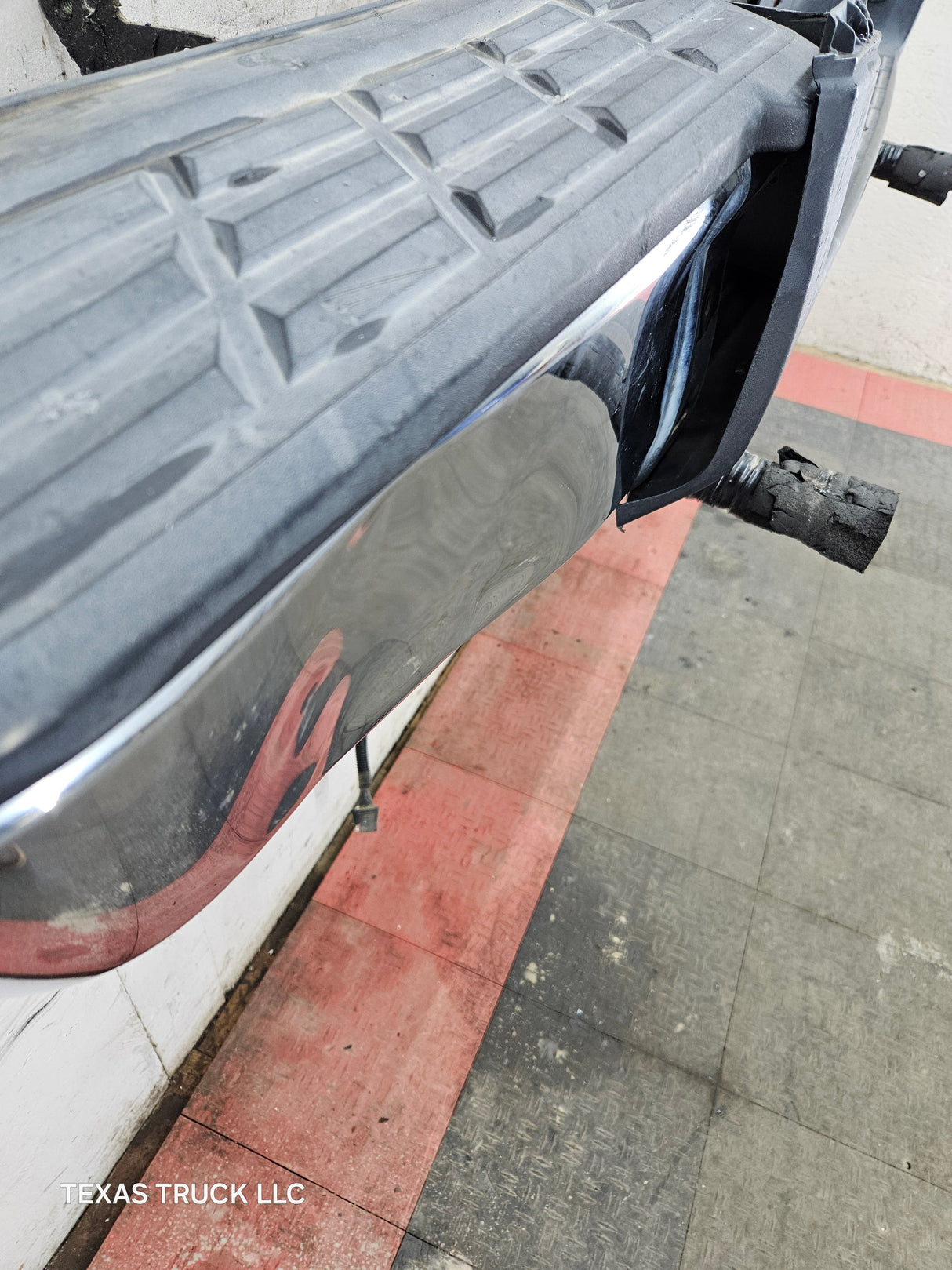 2011-2014 Chevrolet Silverado / GMC Sierra 1500 Rear Bumper