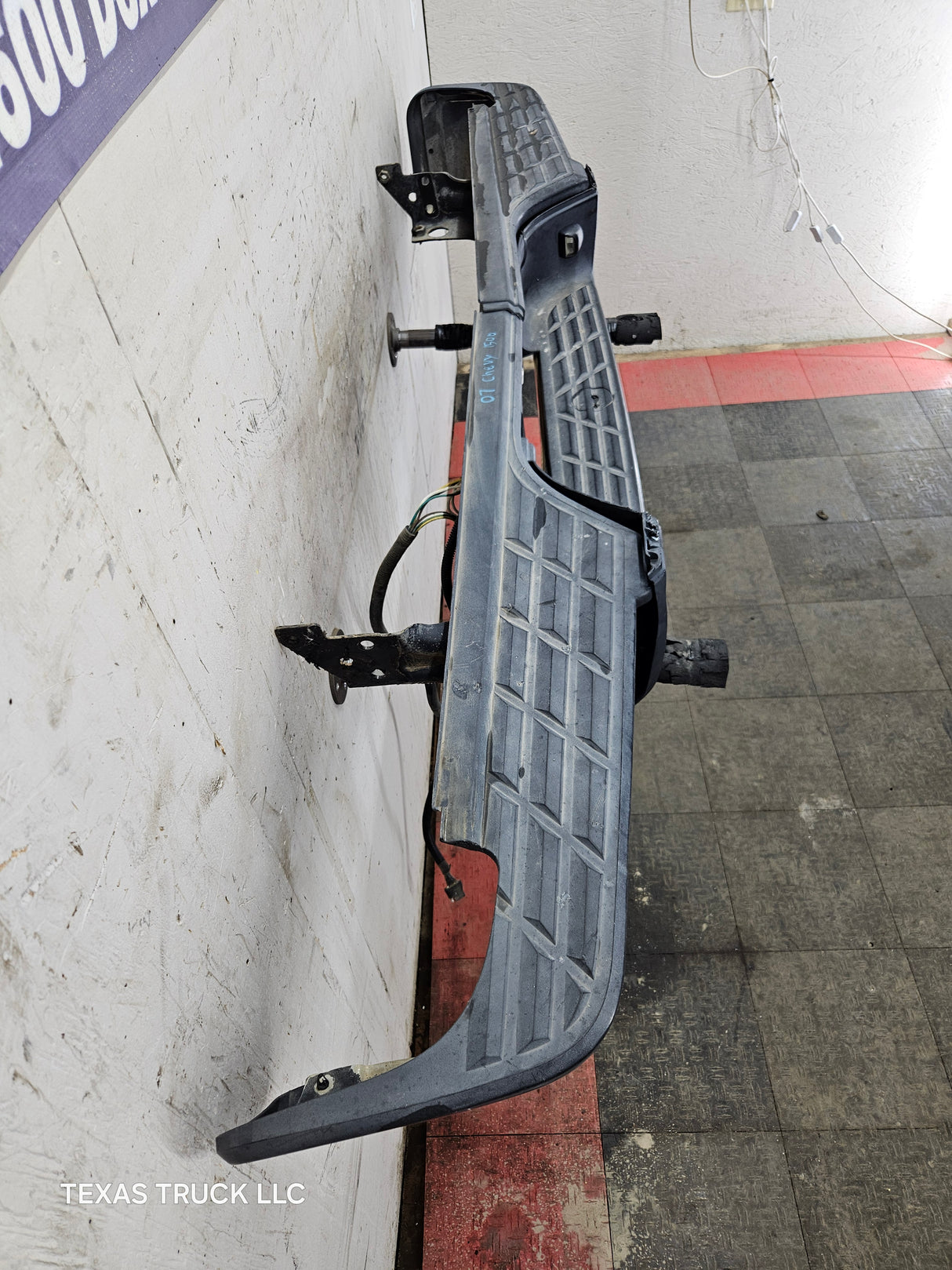 2011-2014 Chevrolet Silverado / GMC Sierra 1500 Rear Bumper