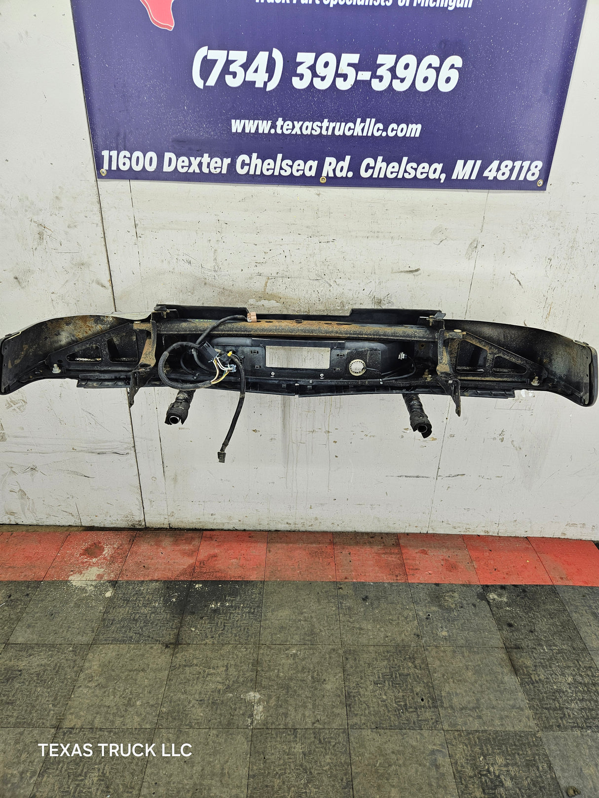 2011-2014 Chevrolet Silverado / GMC Sierra 1500 Rear Bumper