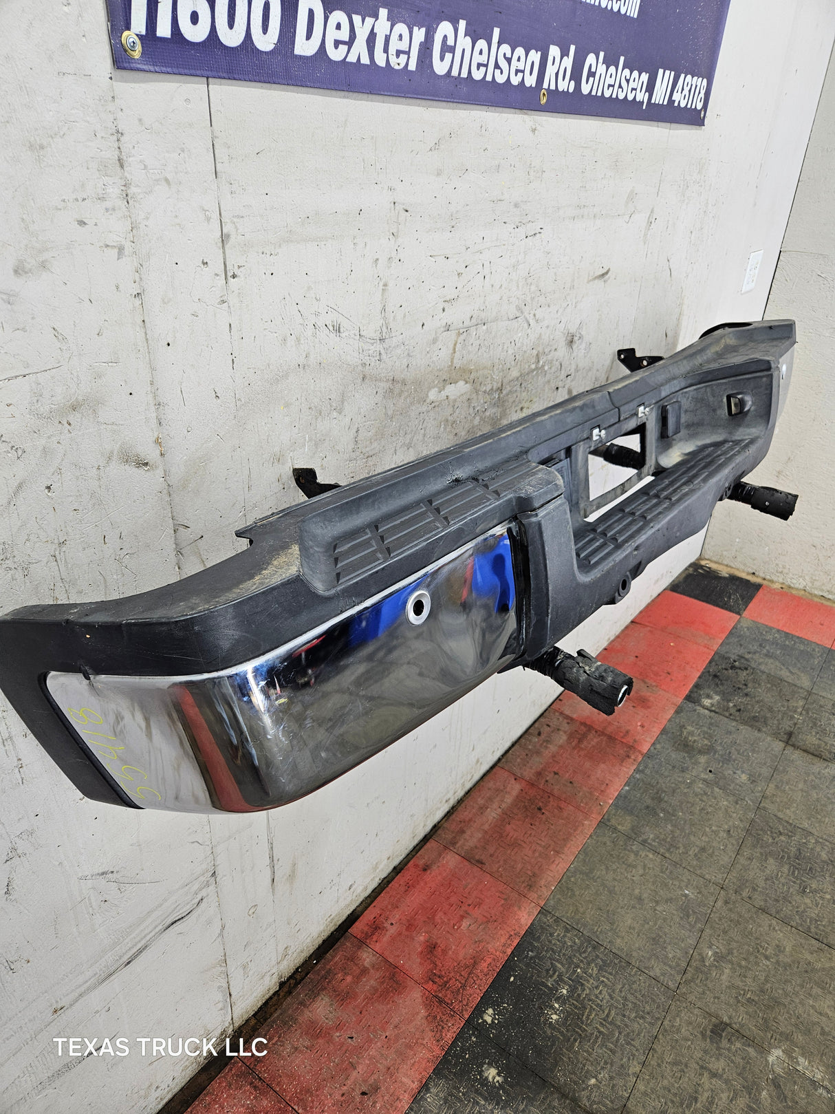 2011-2014 Chevrolet Silverado / GMC Sierra 2500 3500 HD Rear Bumper With Park Aid
