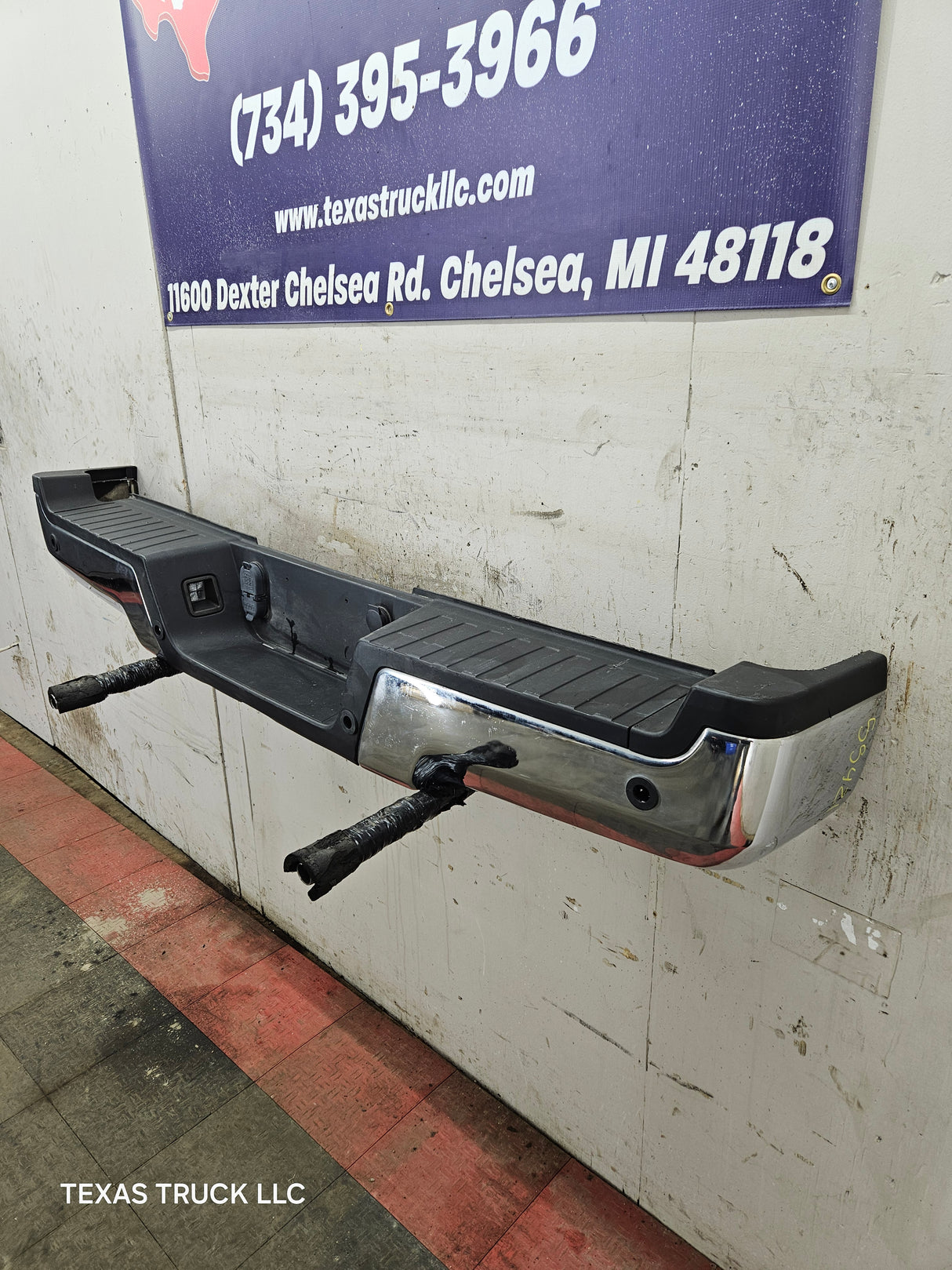 2017-2022 Ford Super Duty Rear Bumper F250 F350 F450 F550 Chrome W/parking aid