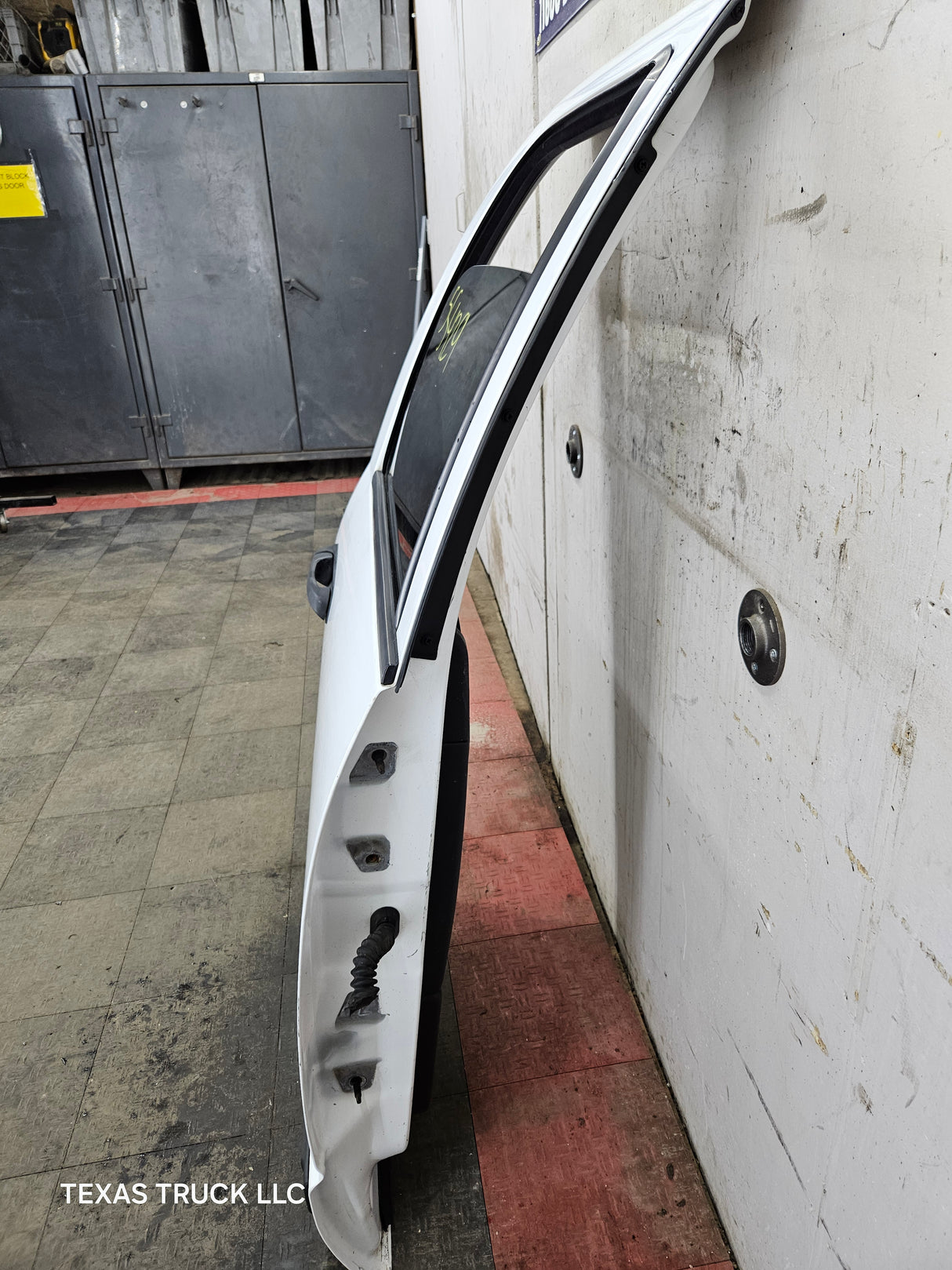 2003-2008 Dodge Ram 3rd Gen RH Passenger Side Rear Quad Cab Crew Cab Door 1500 2500 3500 4500 5500