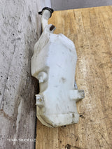 2007-2013 Chevrolet Silverado GMC Sierra Windshield Wiper Fluid Reservoir 1500 2500HD 3500HD 15917651