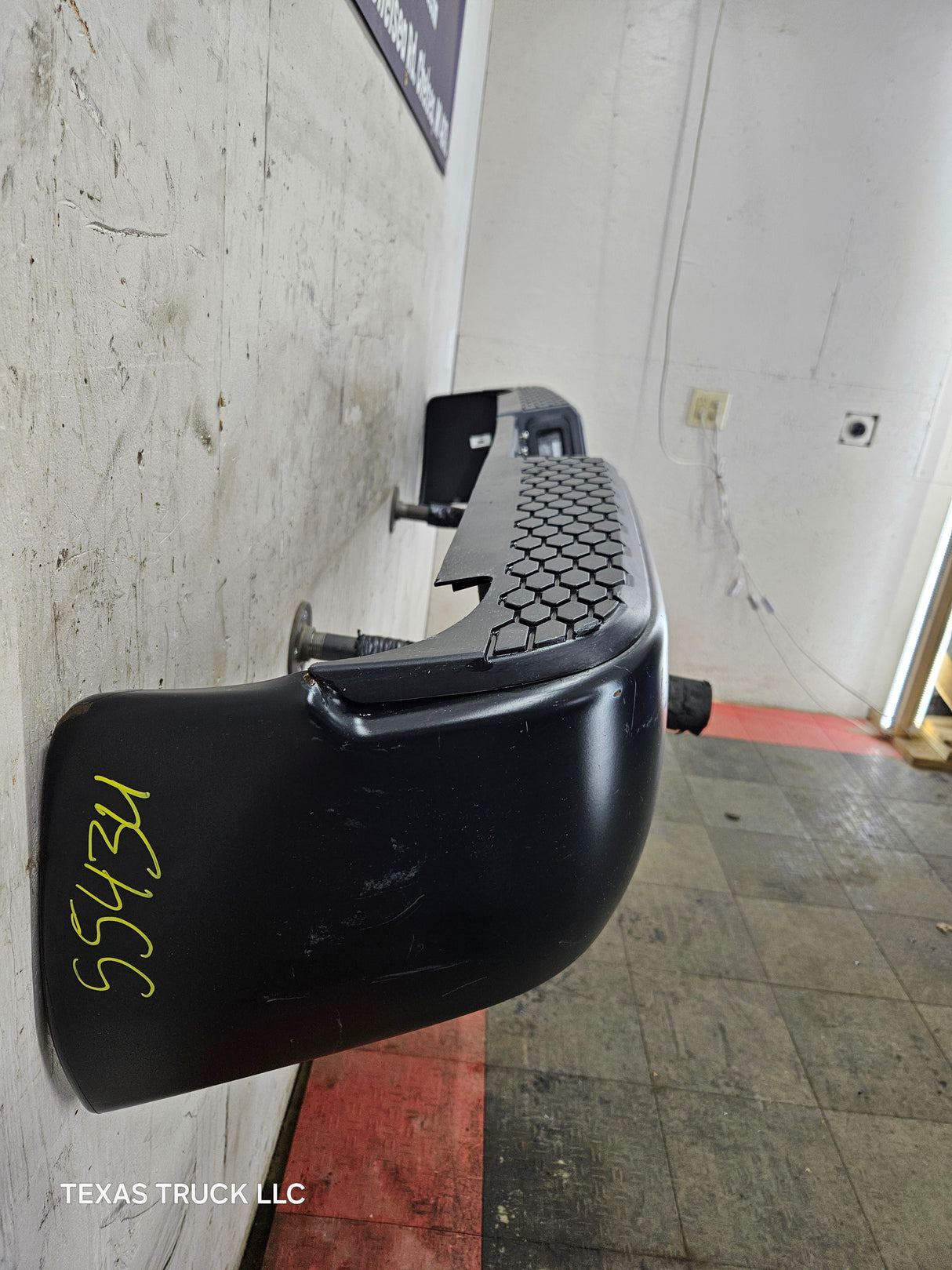 2009-2018 Dodge Ram 1500 2500 3500 4th Gen Rear Bumper