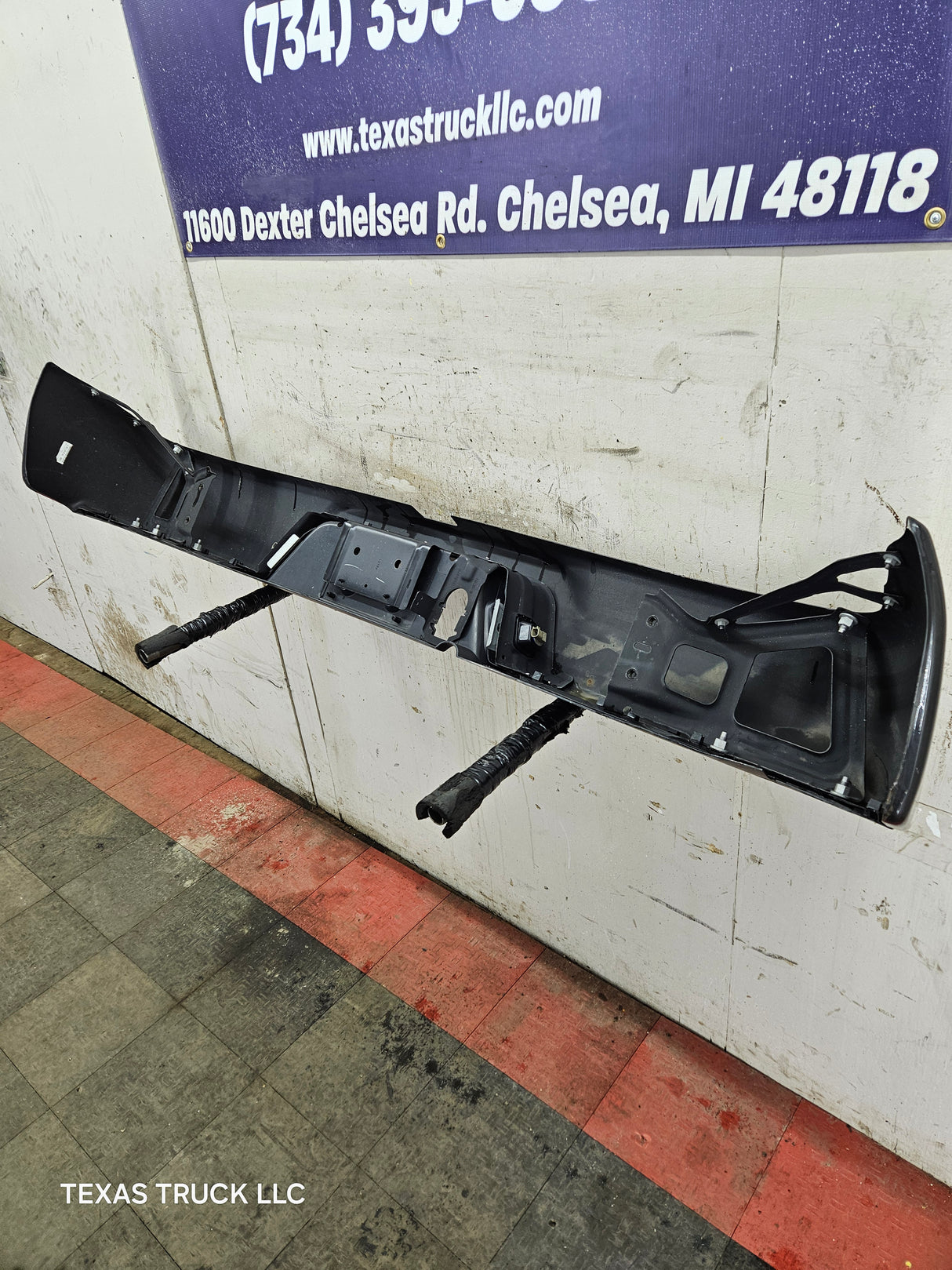 2009-2018 Dodge Ram 1500 2500 3500 4th Gen Rear Bumper