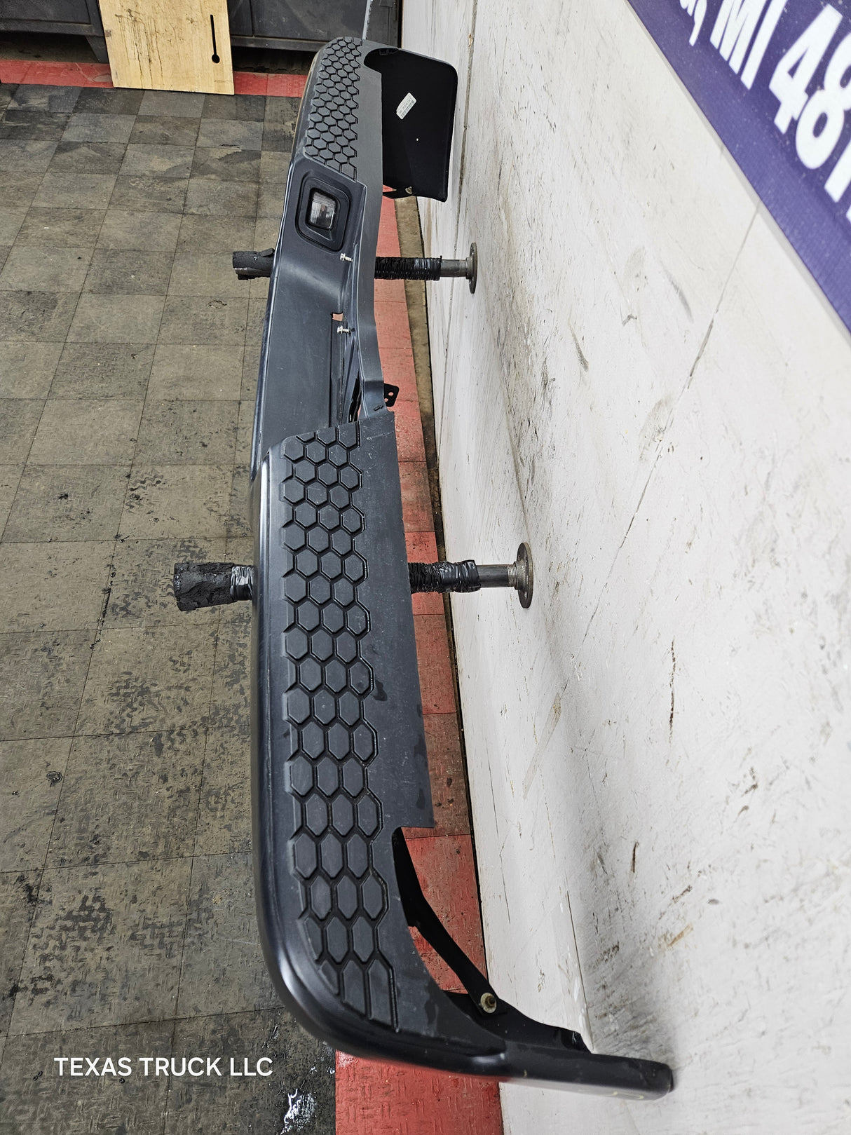 2009-2018 Dodge Ram 1500 2500 3500 4th Gen Rear Bumper