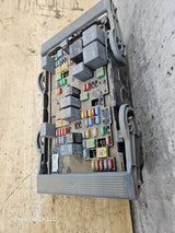2007-2009 Chevrolet Silverado / GMC Sierra 1500 2500 3500 Engine Bay Fuse Box