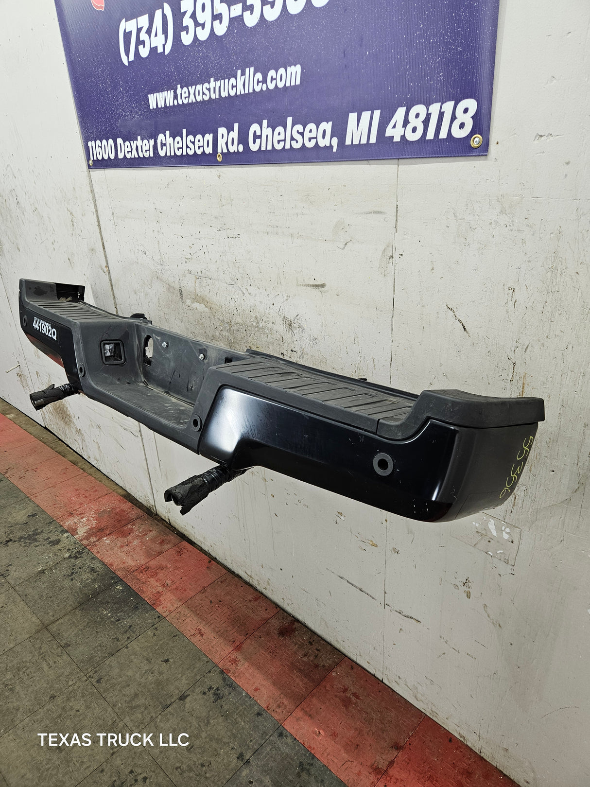 2017-2022 Ford Super Duty Rear Bumper F250 F350 F450 painted with parking aid sensor holes
