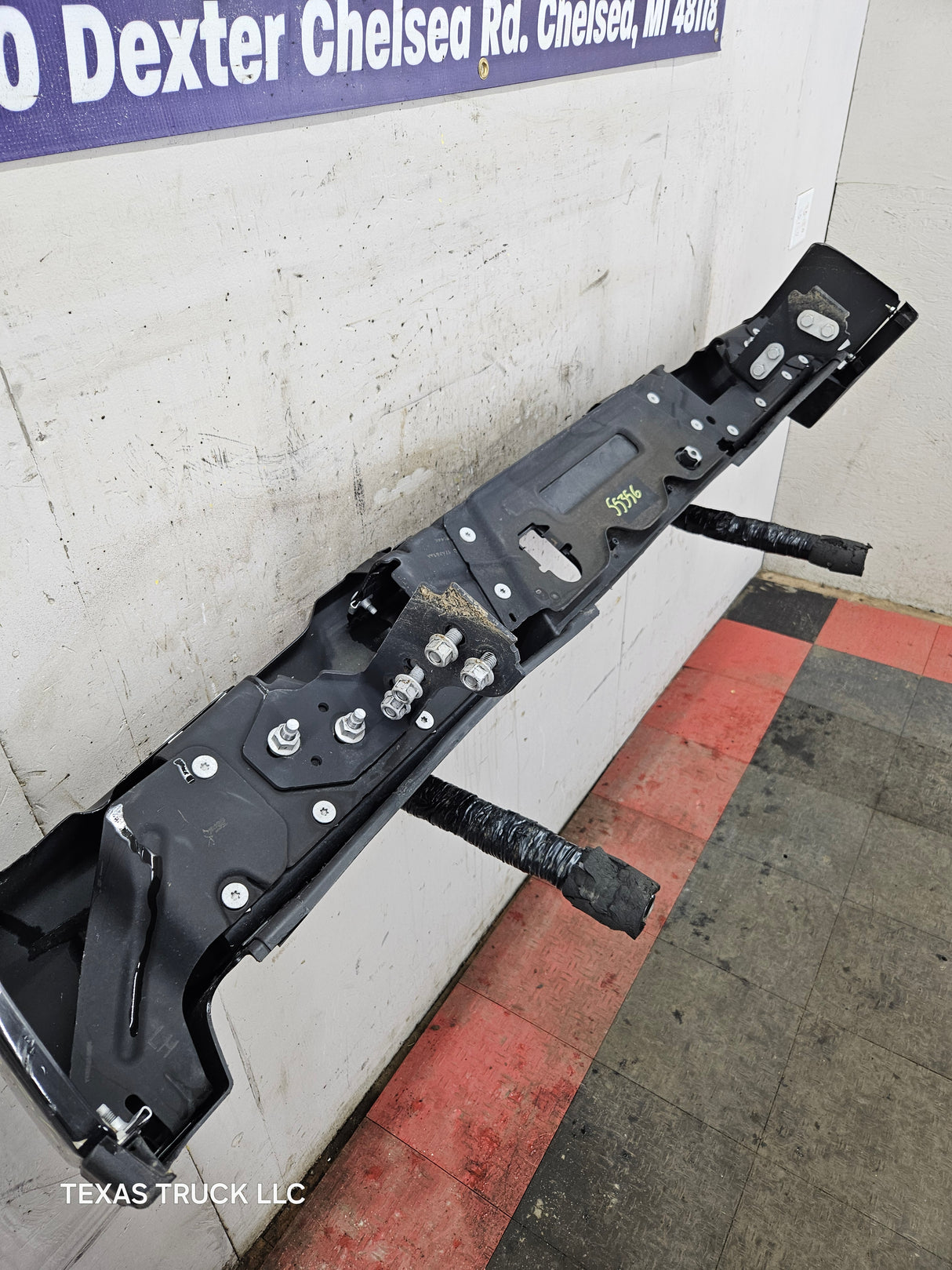 2017-2022 Ford Super Duty Rear Bumper F250 F350 F450 painted with parking aid sensor holes