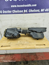 2017-2019 Chevrolet Silverado 1500 Engine Air Intake Inlet Tube Air Filter Housing 4.3L 84061302, 23160921