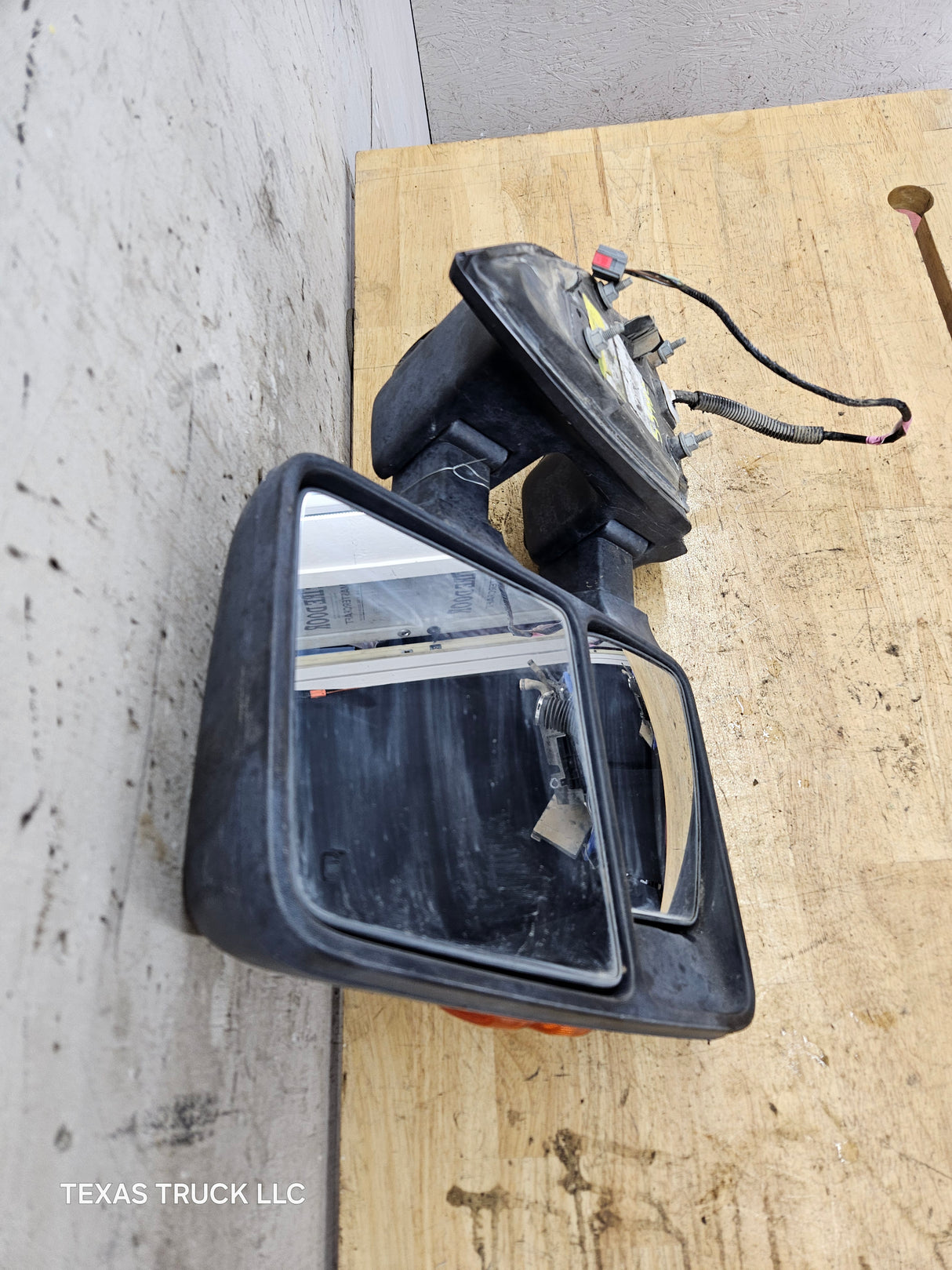 2008-2010 Ford Super Duty F250 F350 F450 F550 LH Driver Side Power & Heated Towing Mirror OEM