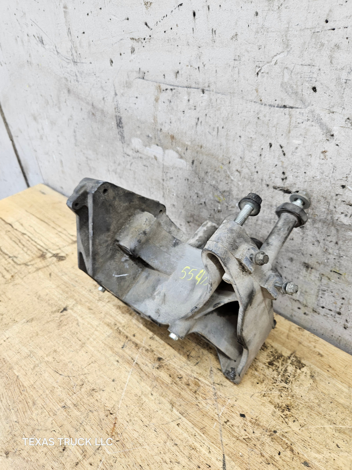 2011-2016 6.7L Power Stroke Alternator Bracket BC3Q-3C631-AC Ford Super Duty F250 F350