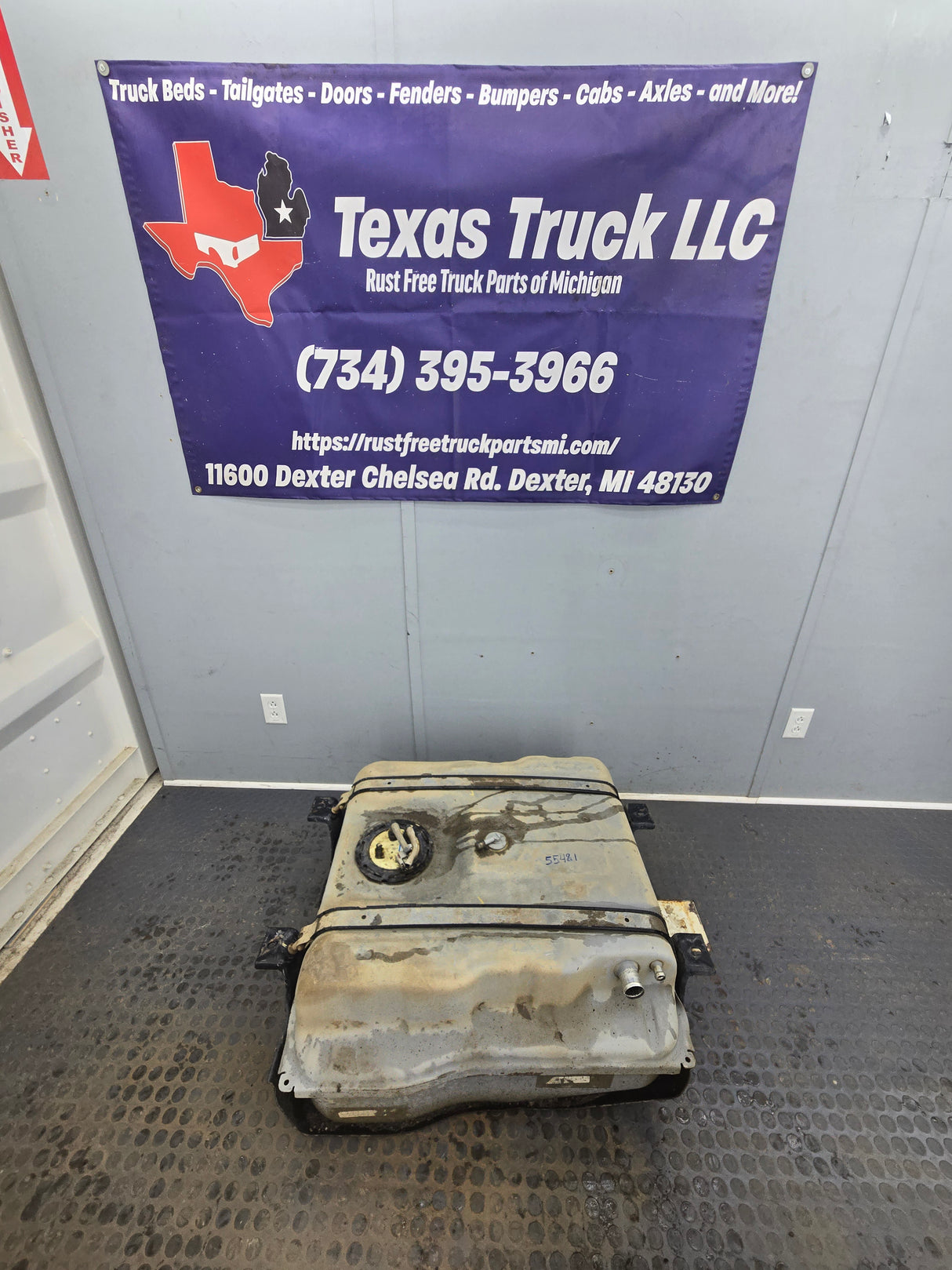 2011-2016 Ford Super Duty F350 F450 F550 Cab & Chassis Fuel Tank Rear mount behind the axle