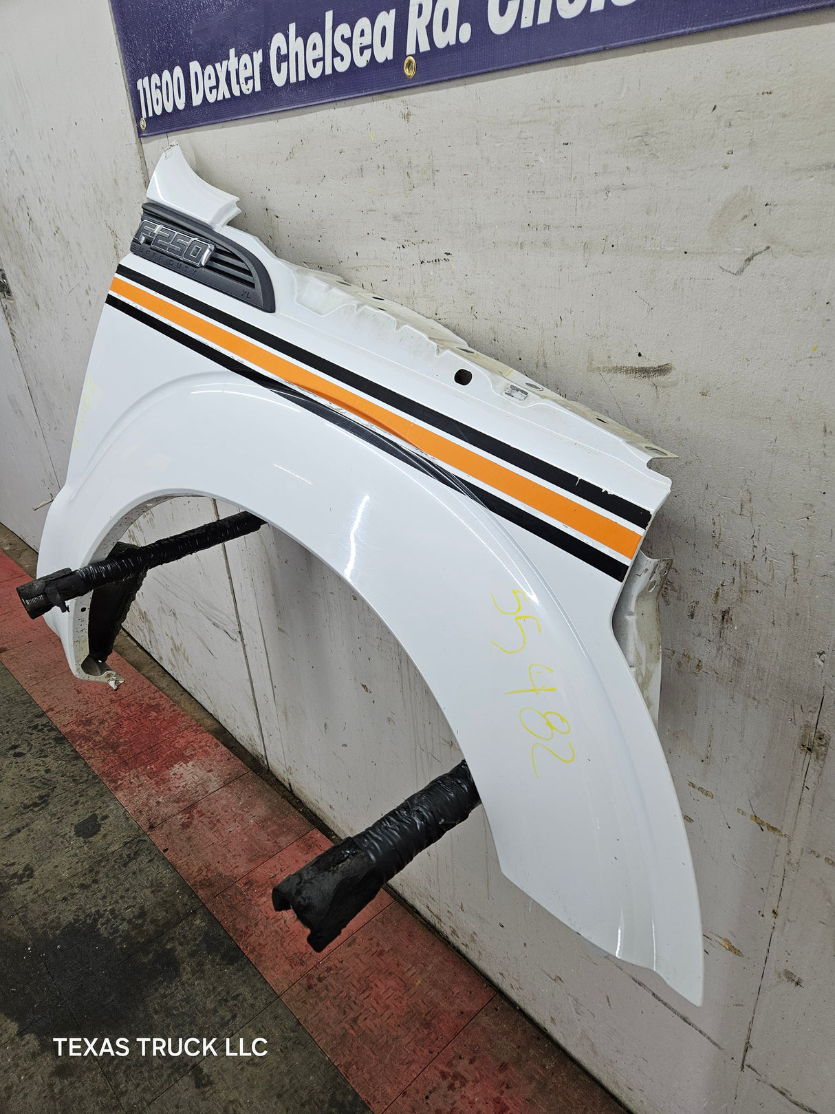 2011-2016 Ford Super Duty F250 F350 RH Passenger Side Front Fender Quarter Panel - Oxford White