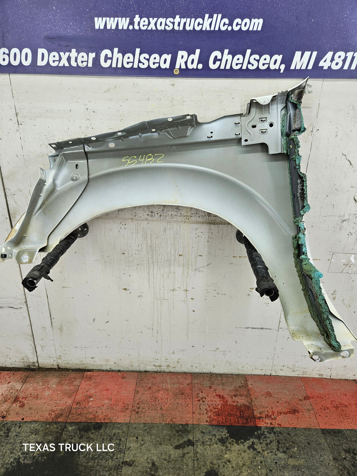 2011-2016 Ford Super Duty F250 F350 RH Passenger Side Front Fender Quarter Panel - Oxford White