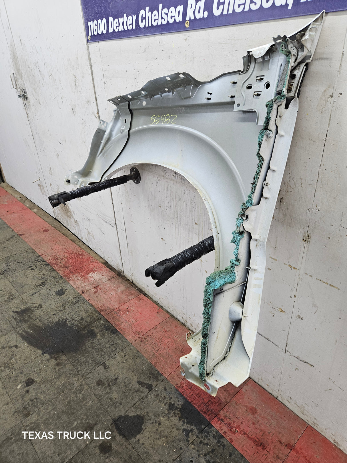 2011-2016 Ford Super Duty F250 F350 RH Passenger Side Front Fender Quarter Panel - Oxford White
