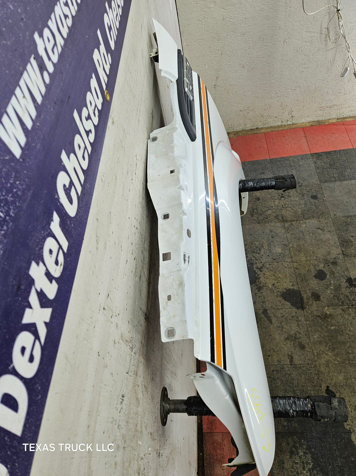 2011-2016 Ford Super Duty F250 F350 LH Driver Side Front Fender - Oxford White