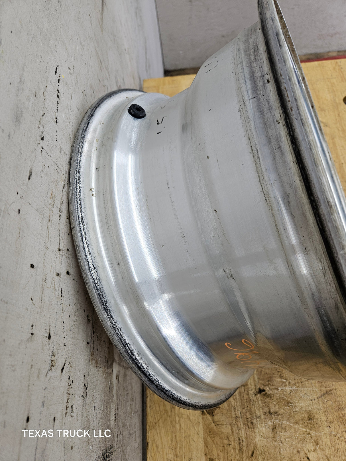 1999-2004 Ford F250 F350 Super Duty Excursion 16" "Brushed" Aluminum Wheel Rim