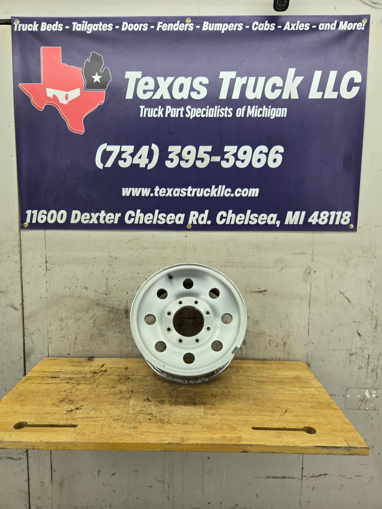 1999-2004 Ford F250 F350 Super Duty Excursion 16" "Brushed" Aluminum Wheel Rim