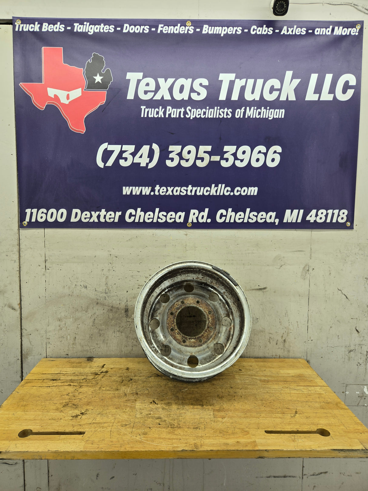 1999-2004 Ford F250 F350 Super Duty Excursion 16" "Brushed" Aluminum Wheel Rim
