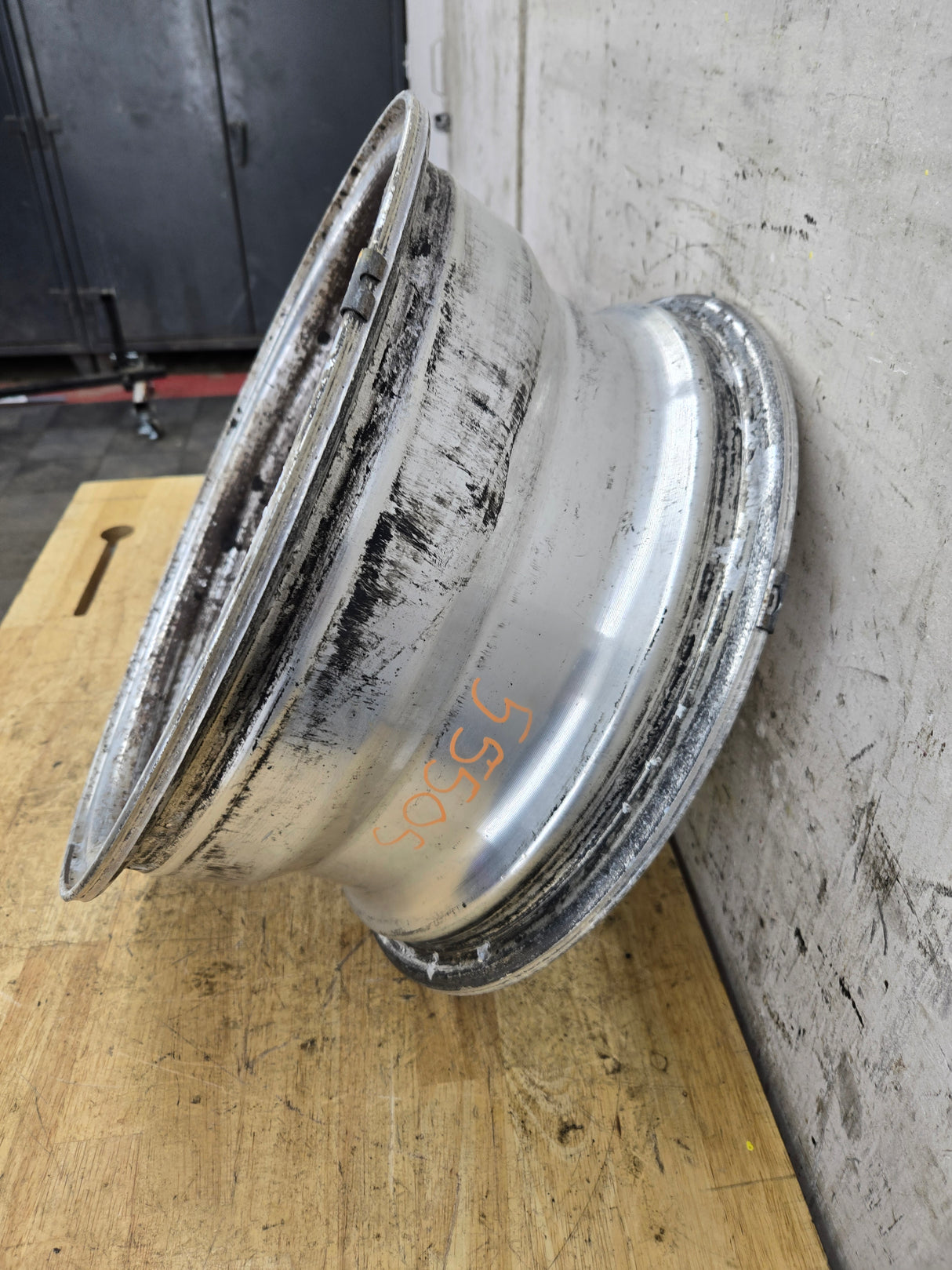 1999-2004 Ford F250 F350 Super Duty Excursion 16" "Brushed" Aluminum Wheel Rim