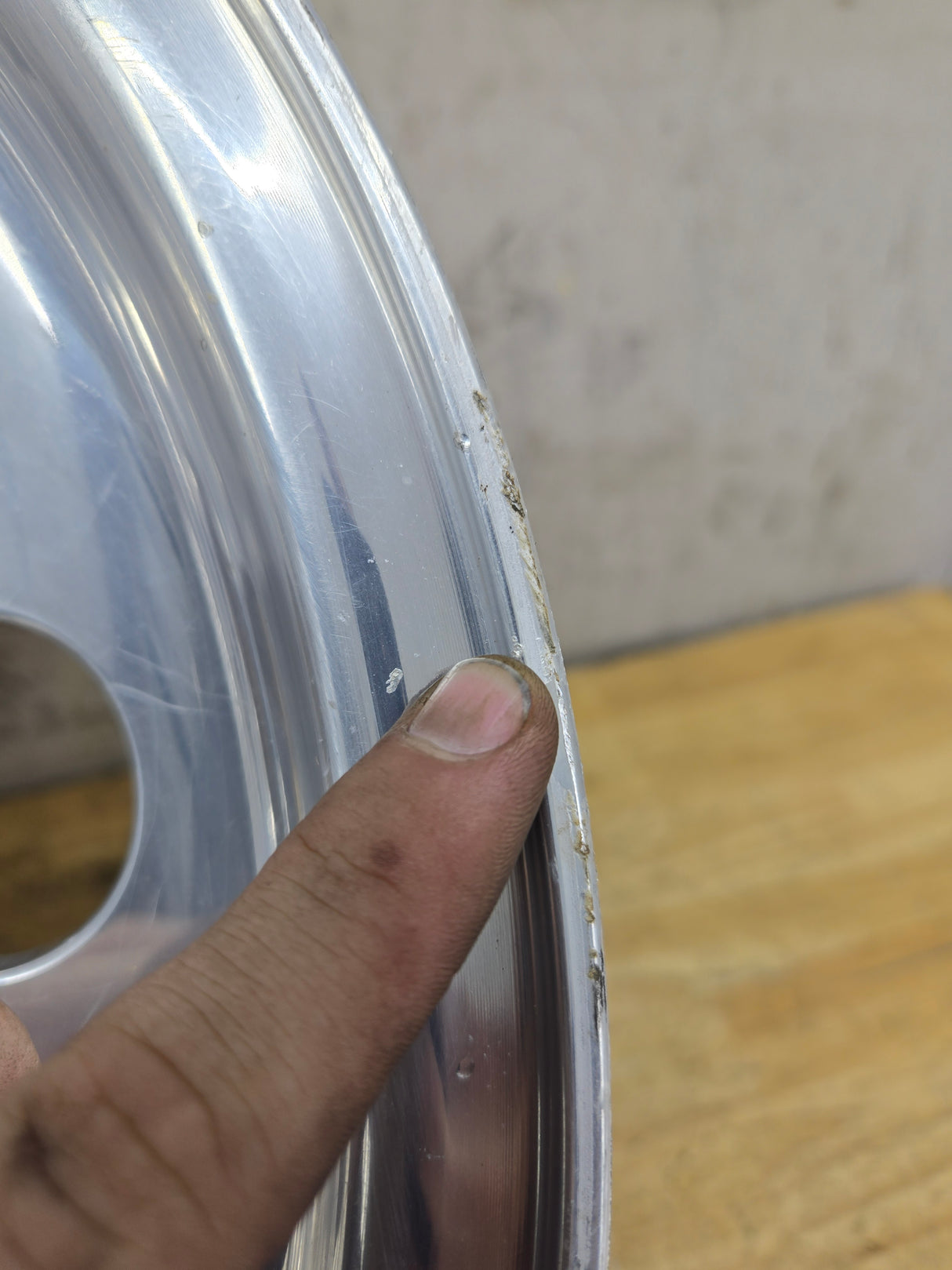 1999-2004 Ford F250 F350 Super Duty Excursion 16" Polished Aluminum Wheel Rim