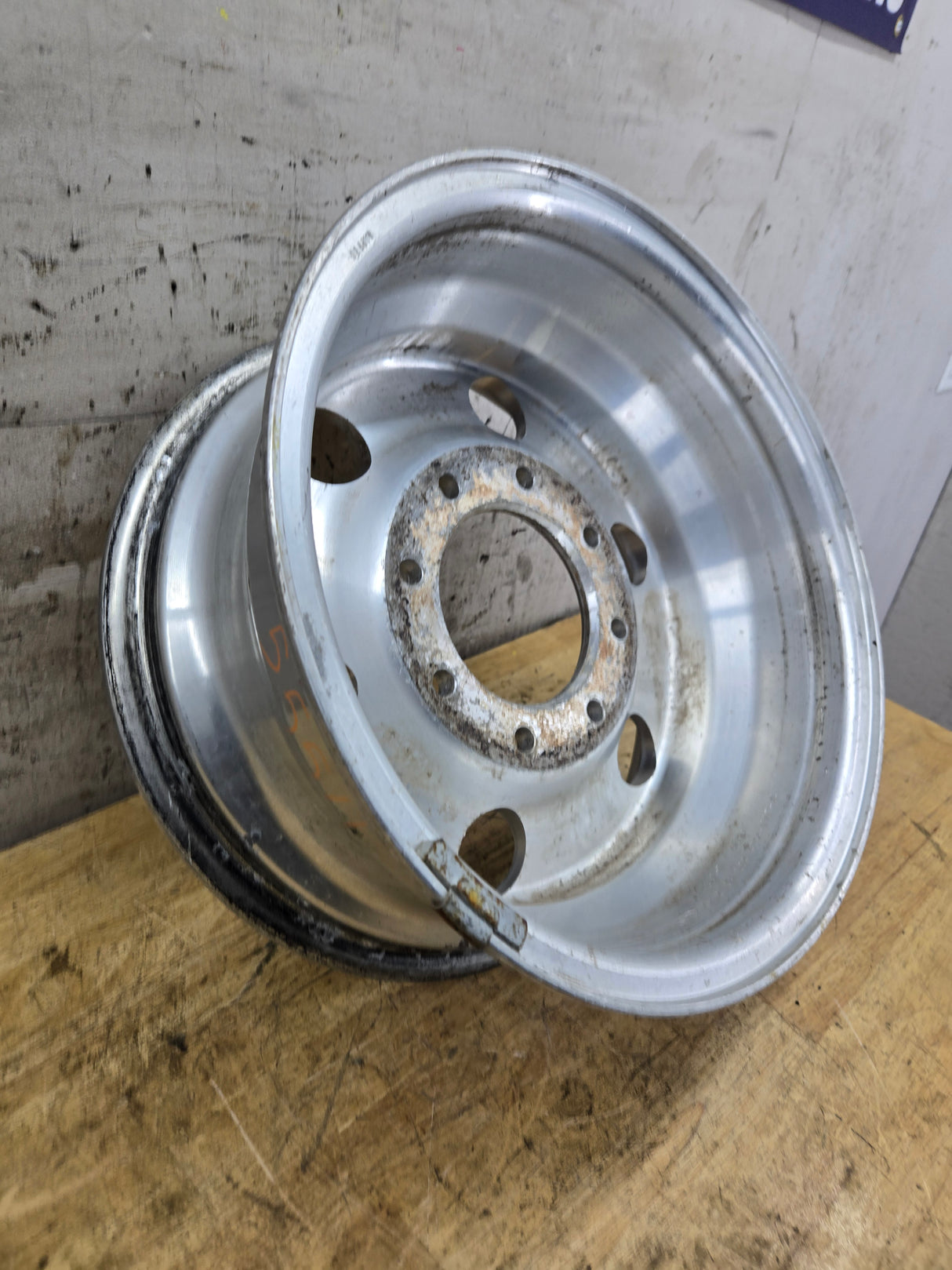 1999-2004 Ford F250 F350 Super Duty Excursion 16" Polished Aluminum Wheel Rim
