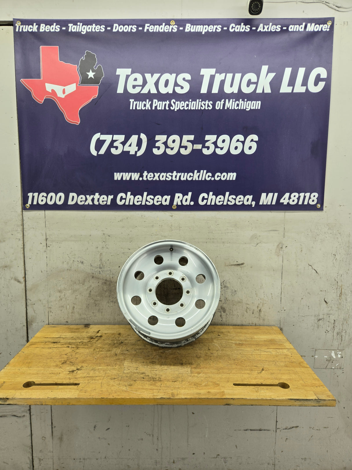 1999-2004 Ford F250 F350 Super Duty Excursion 16" "Brushed" Aluminum Wheel Rim