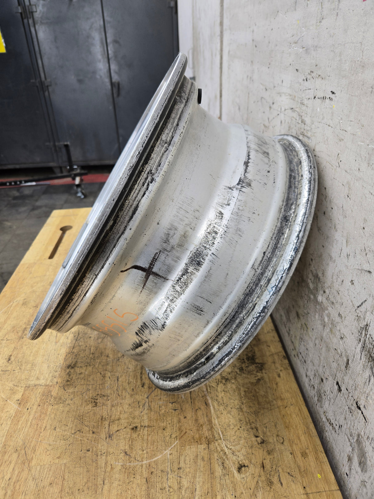1999-2004 Ford F250 F350 Super Duty Excursion 16" "Brushed" Aluminum Wheel Rim